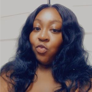 Meet your Posher, Francina